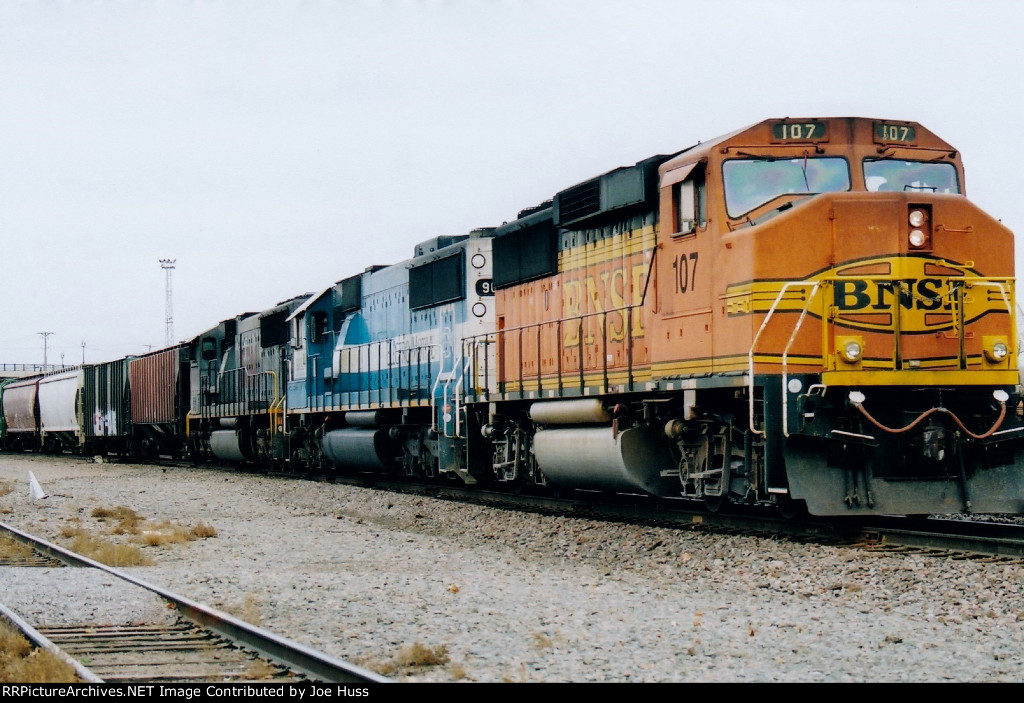 BNSF 107 West